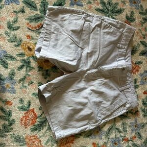 Men’s Lululemon shorts 7’